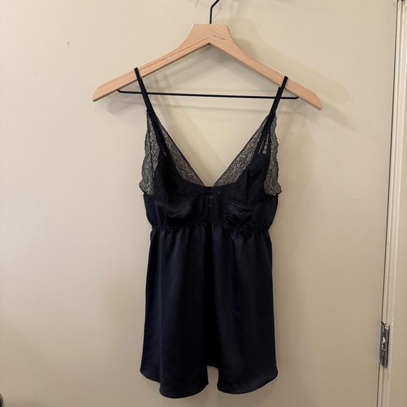 NWT VICTORIA’S SECRET Chantilly Lace Babydoll satin top in black size small - Picture 4 of 10